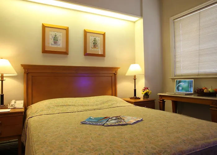 Sunny Bay Hotel 3*