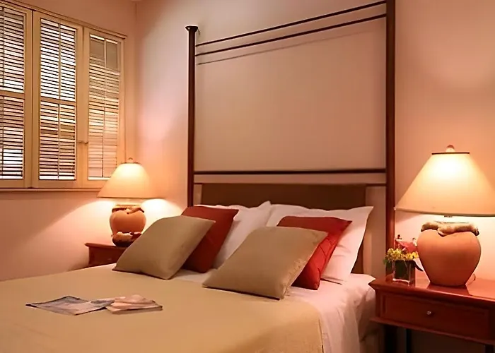Sunny Bay 3* Manila